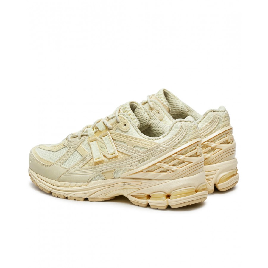 New Balance 1906U