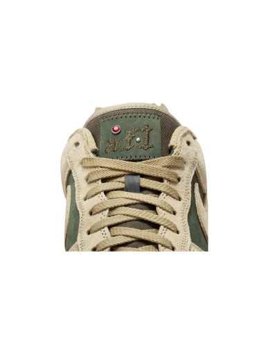 Air Force 1 verde con borchie